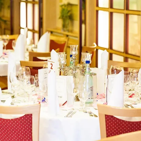 Restaurant Zur Post Szálloda