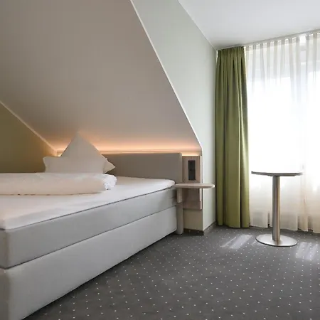 Szálloda Restaurant Zur Post *